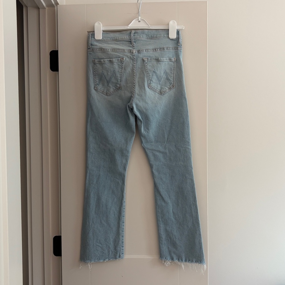 MOTHER Light Blue Insider Crop Jeans - Picture 4 of 4